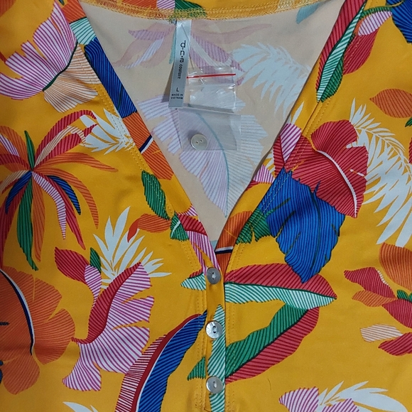 d.n.a. couture - Picture 2 of 2